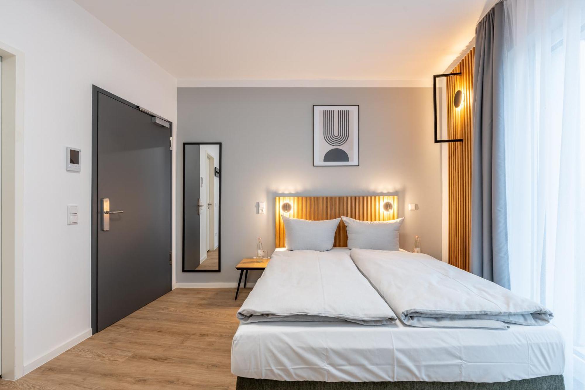Nena Adlershof Apartahotel *